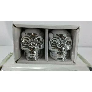 Yankee Candle Halloween Skull‎ Salt and Pepper Shaker Mirror New in Box